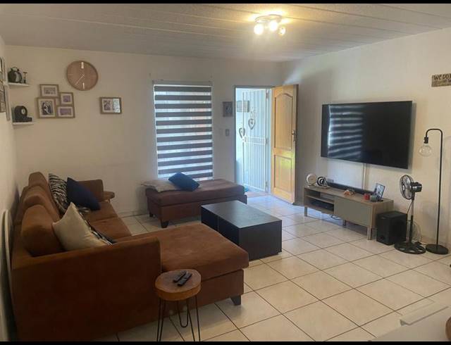 2 BEDROOM APARTMENT FOR SALE IN EDEN GLEN